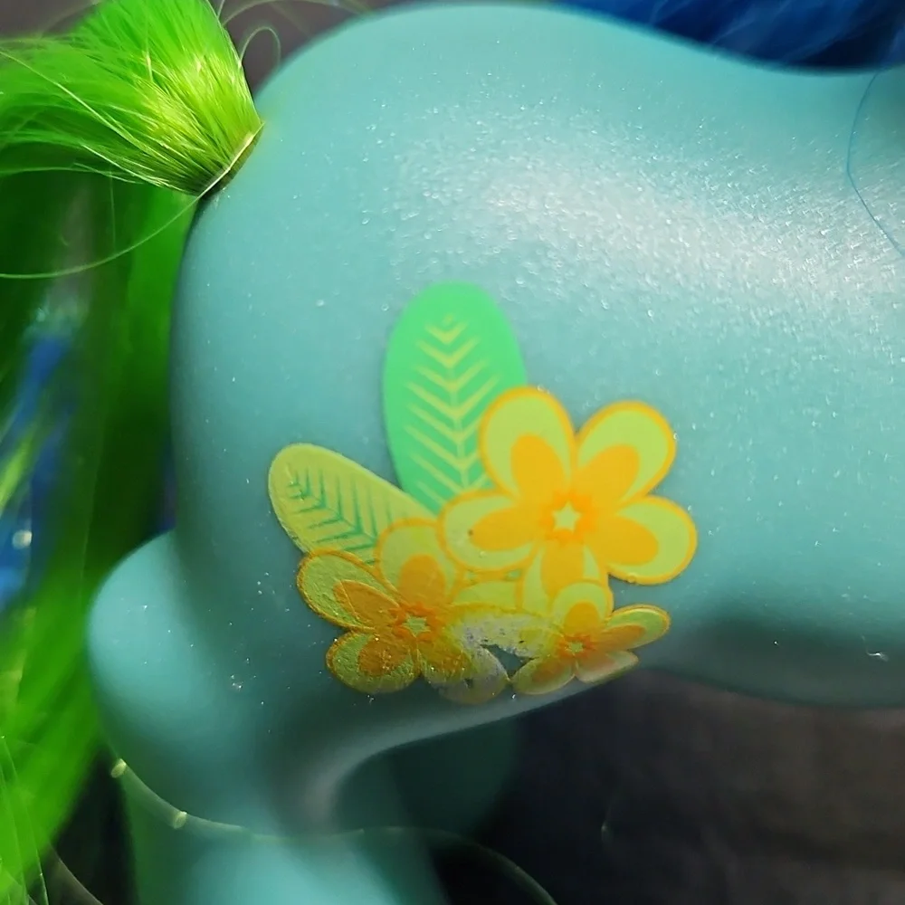 My Little Pony TROPICAL SURPRISE